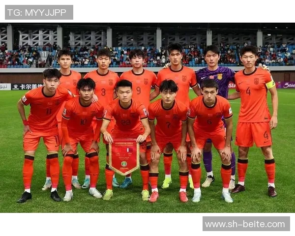 U22国足主帅安东尼奥亲临现场考察海牛与三镇的精彩对决