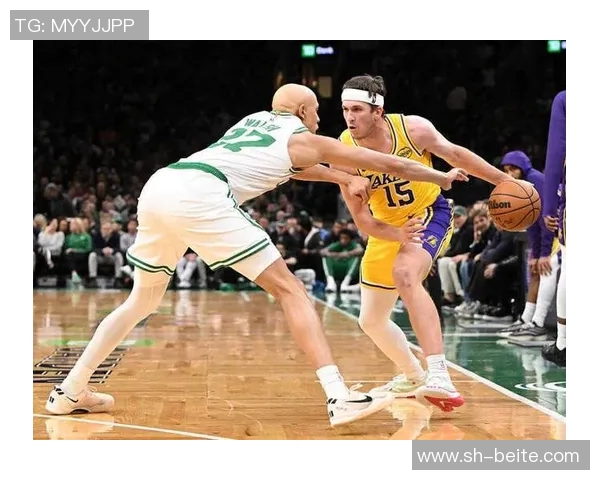 沃尔什半场完美表现七投全中三分三中三狂砍18分3篮板3抢断展现狠人风范