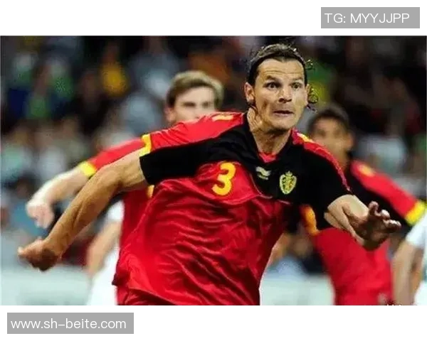 范比滕称赞拜仁阵容实力强大德甲冠军几乎在握