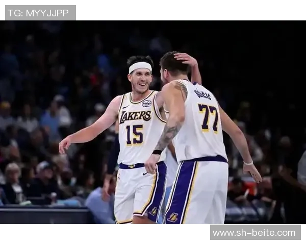 湖人季前赛首战对阵太阳詹姆斯斯玛特克莱伯阿杜因伤缺席引发关注