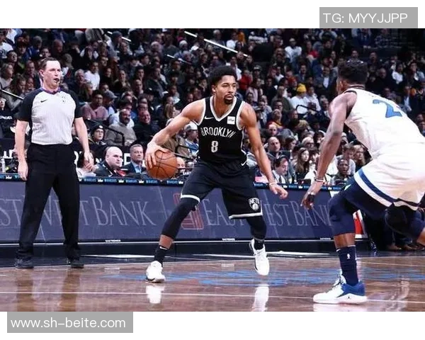 小南斯盛赞亨特如同莱昂纳德般出色表现助力全场胜利